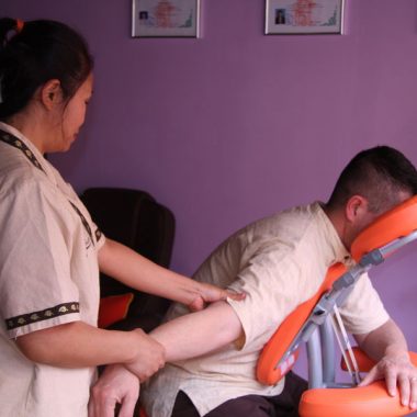 Massage traditionnel Thaïlandais - Colin Kanlaya